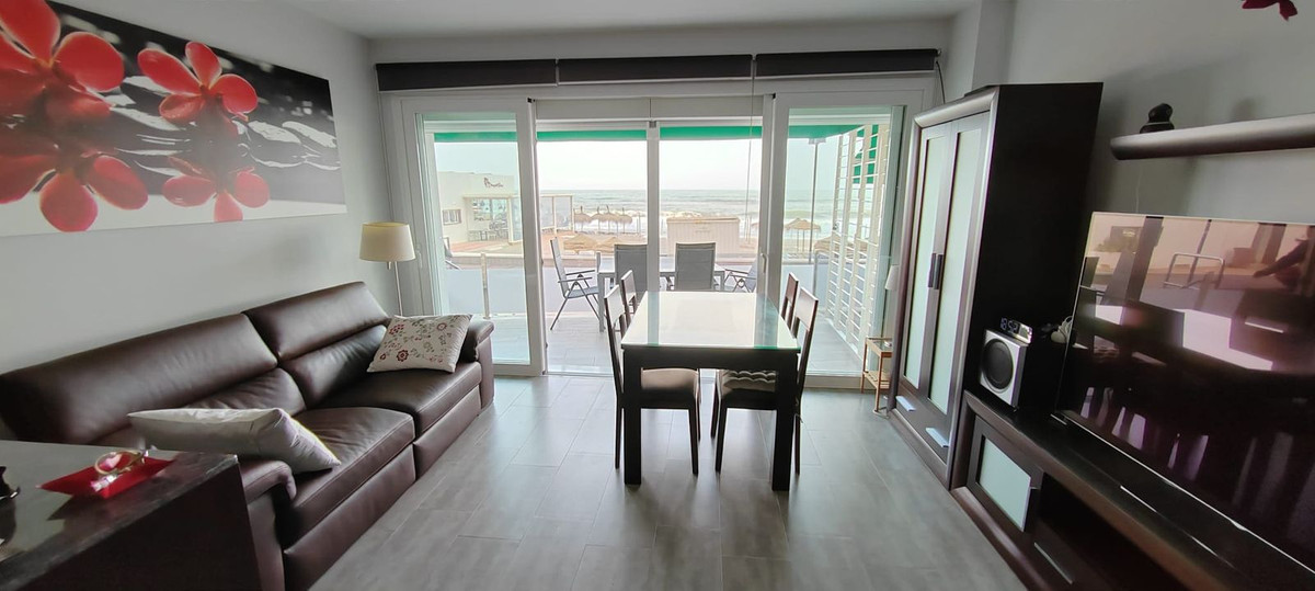 Appartement te koop in Fuengirola | 2 slaapkamers H5294431
