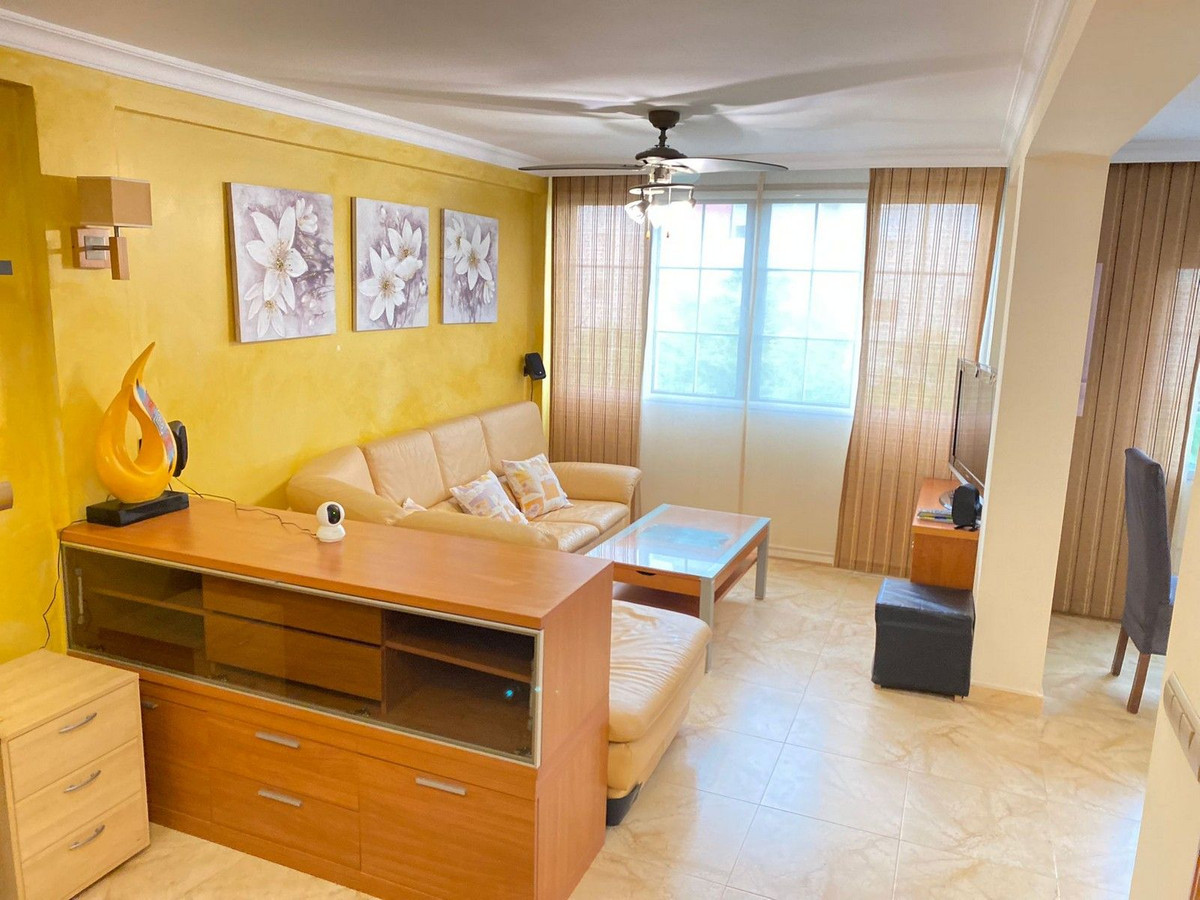 Appartement te koop in Fuengirola | 2 slaapkamers H5295718