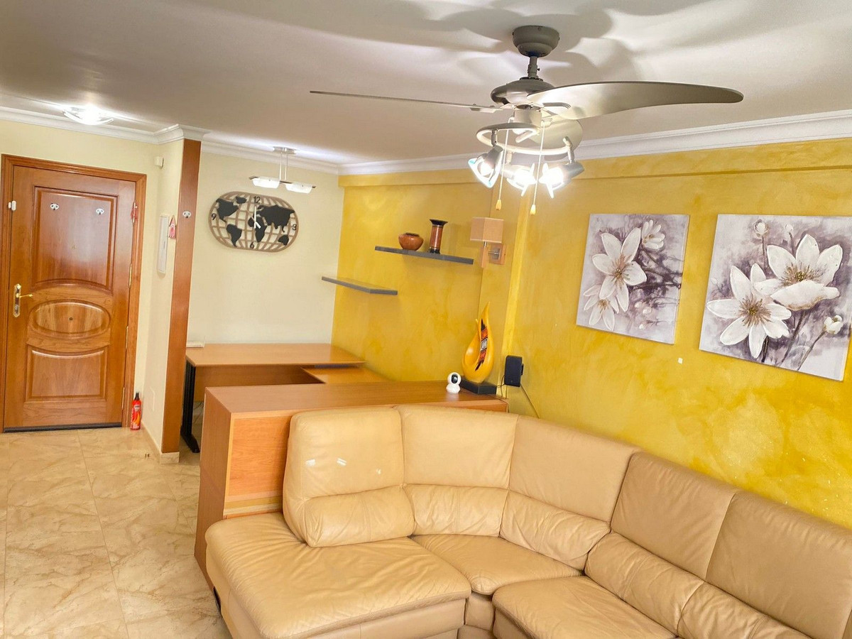 Appartement te koop in Fuengirola | 2 slaapkamers H5295718