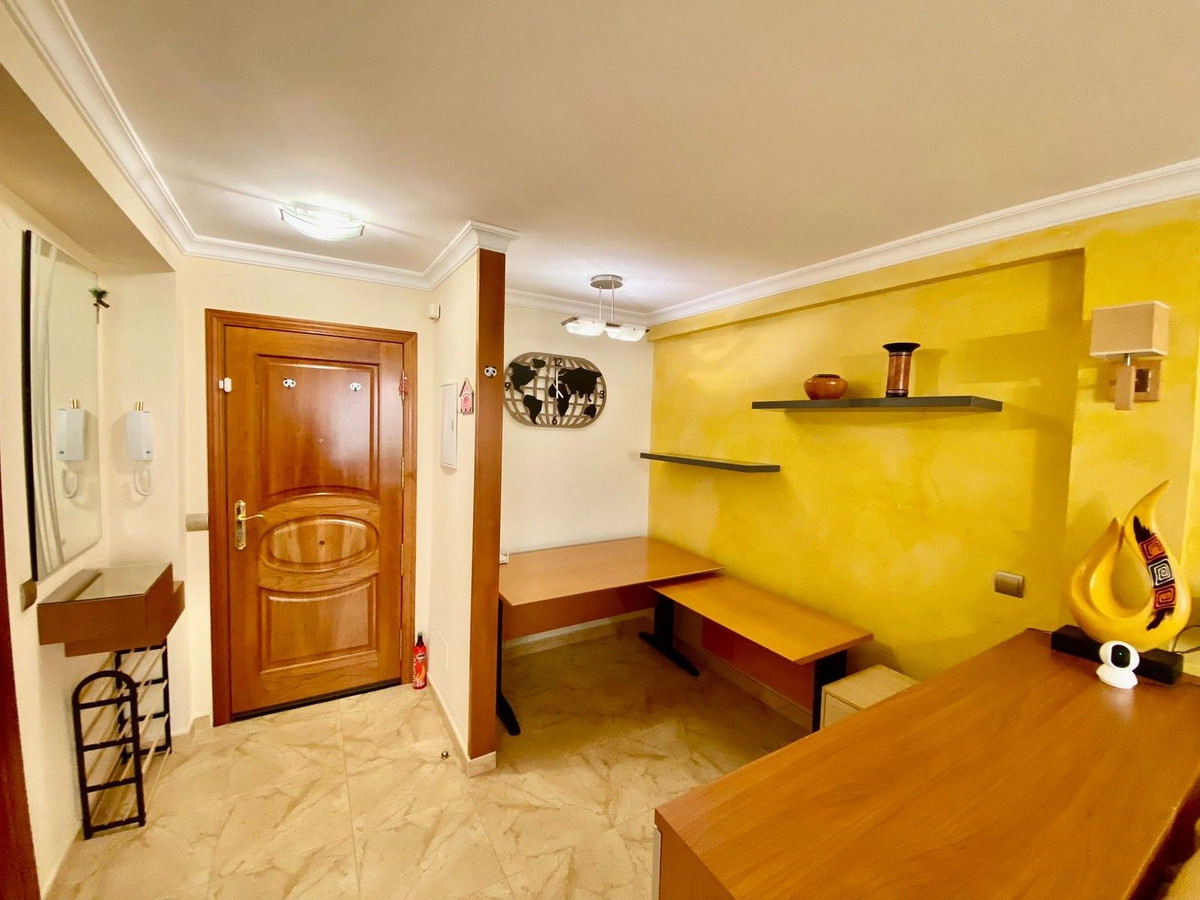 Appartement te koop in Fuengirola | 2 slaapkamers H5295718