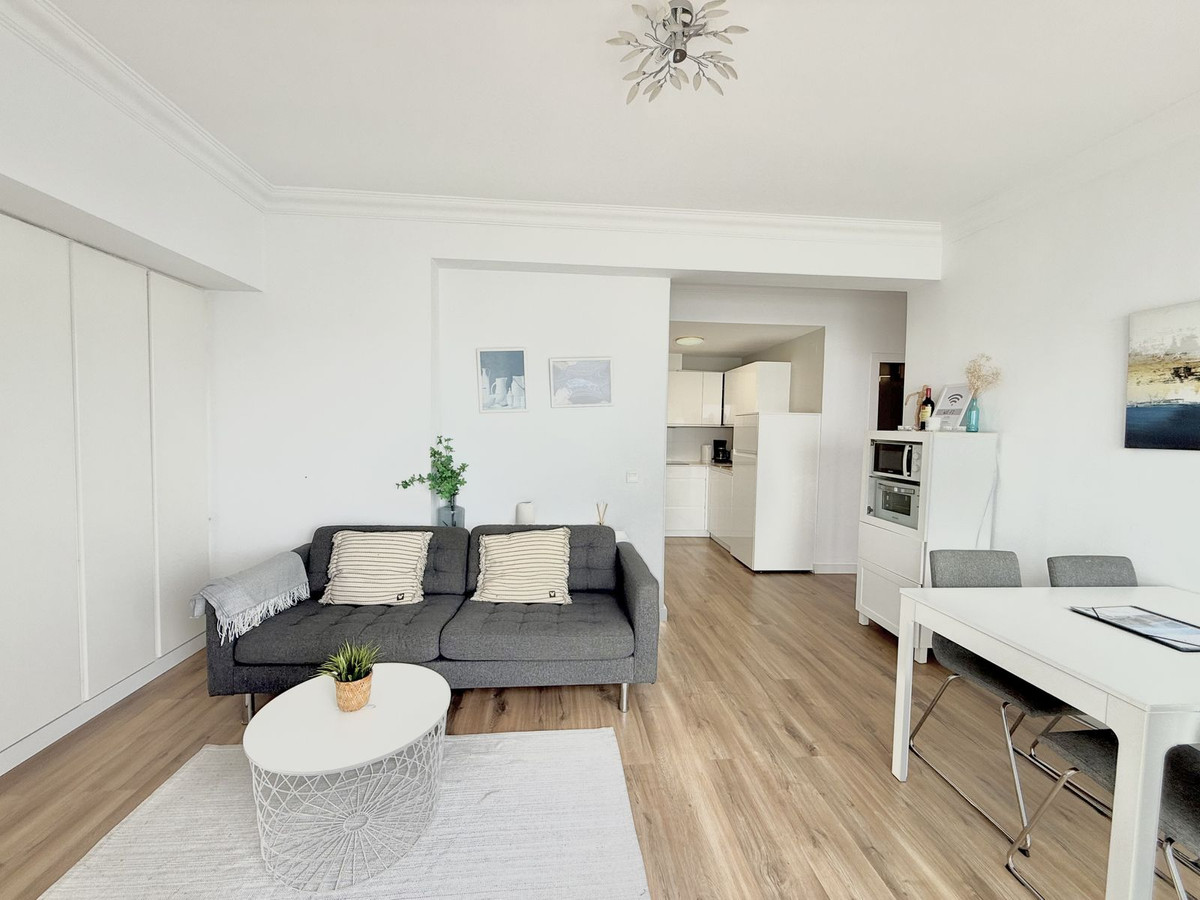 Appartement te koop in Fuengirola | 2 slaapkamers H5297188