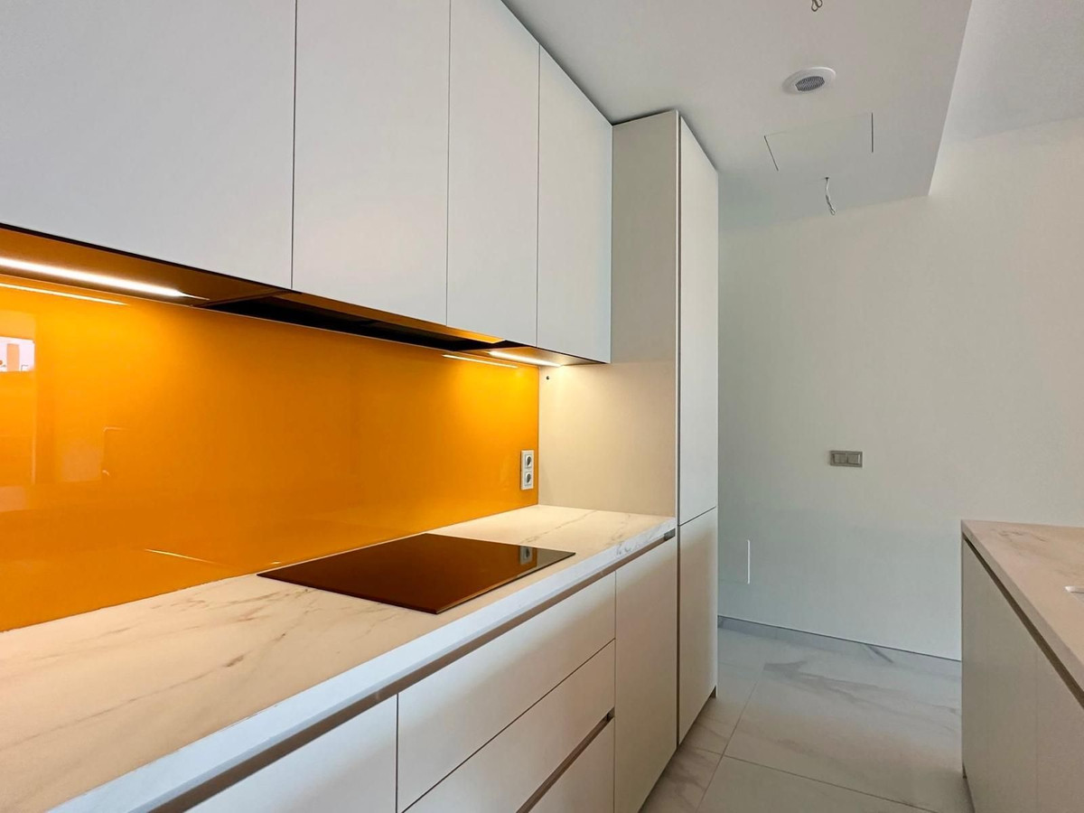 Appartement te koop in Fuengirola | 3 slaapkamers H5297464