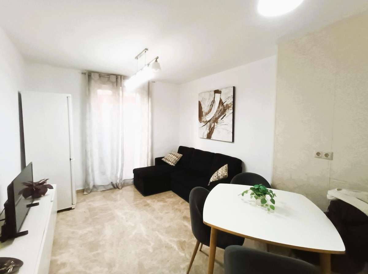 Appartement te koop in Fuengirola | 2 slaapkamers H5298961