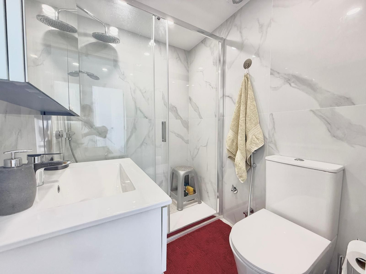 Appartement te koop in Fuengirola | 2 slaapkamers H5300506