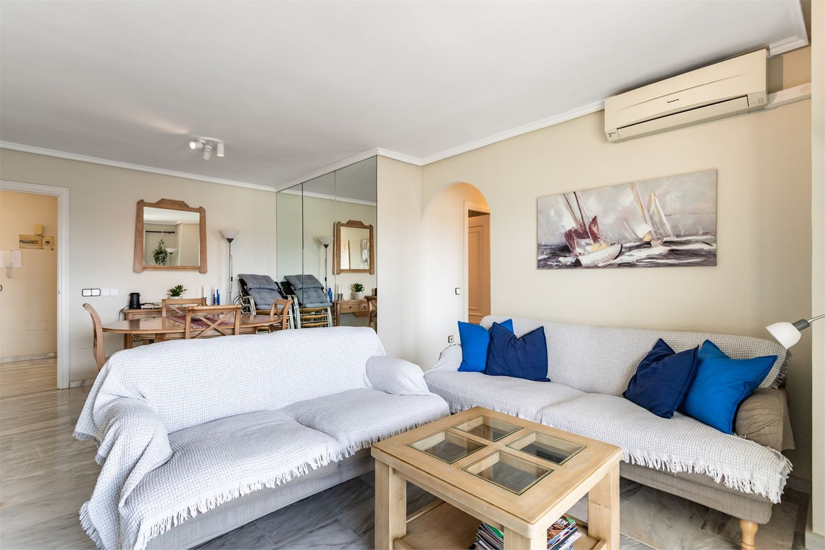 Appartement te koop in Fuengirola | 2 slaapkamers H5302723