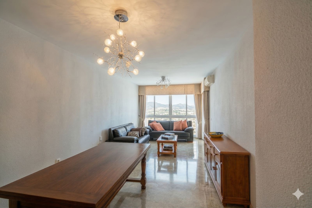 Appartement te koop in Fuengirola | 3 slaapkamers H5302843