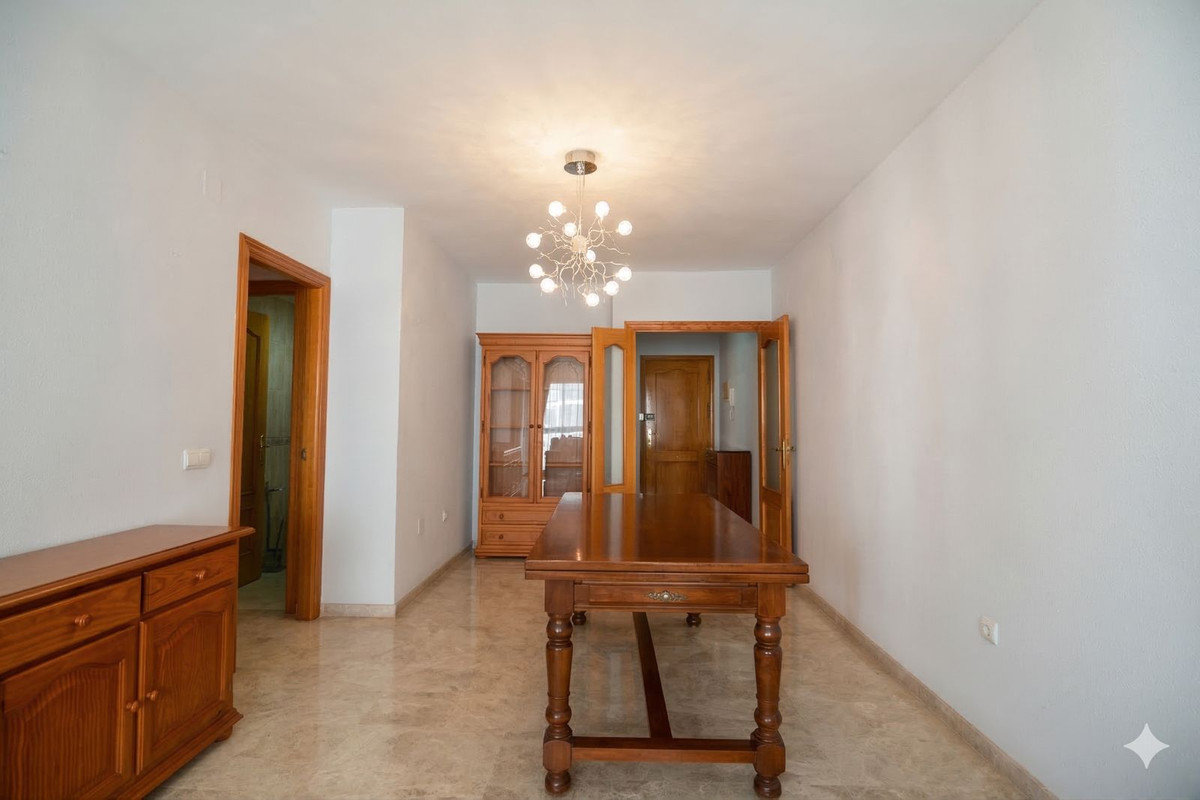 Appartement te koop in Fuengirola | 3 slaapkamers H5302843