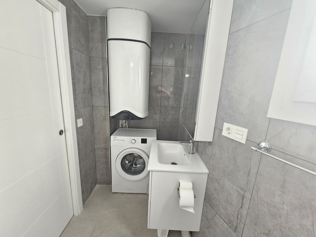 Appartement te koop in Fuengirola | 2 slaapkamers H5306401