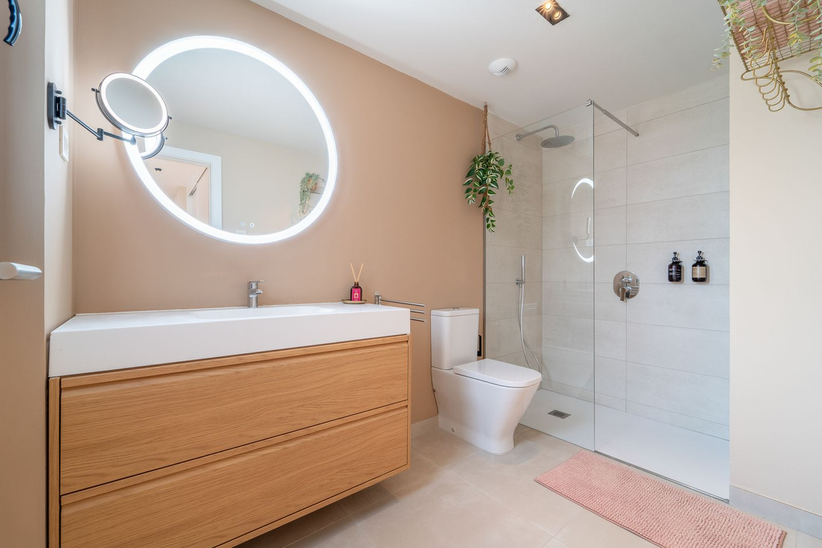 Appartement te koop in Fuengirola | 2 slaapkamers H5306473