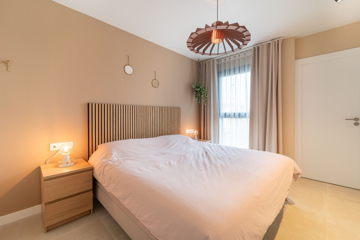 Appartement te koop in Fuengirola | 2 slaapkamers H5306473