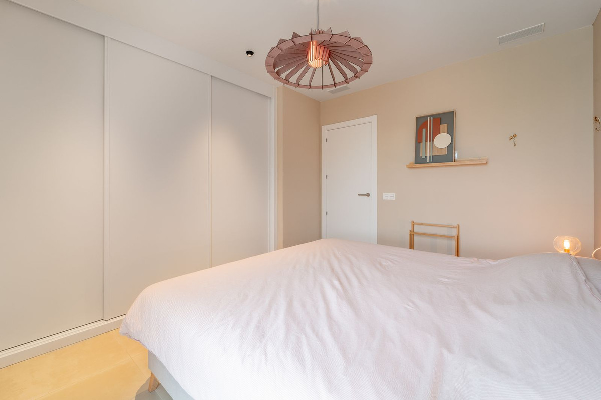 Appartement te koop in Fuengirola | 2 slaapkamers H5306473