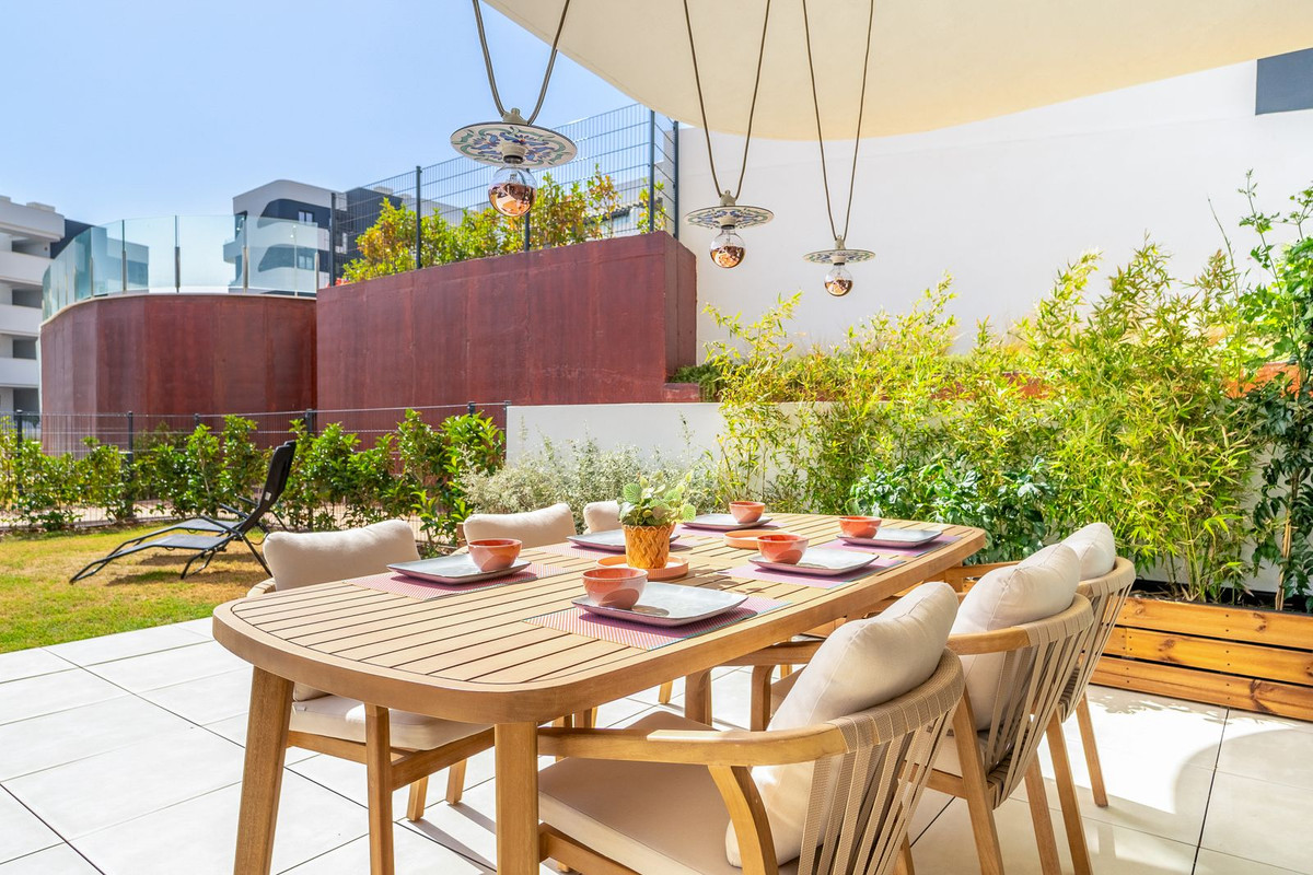 Appartement te koop in Fuengirola | 2 slaapkamers H5306473