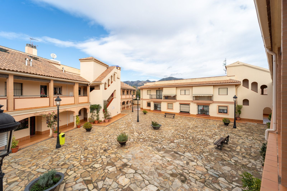 Appartement te koop in Fuengirola | 3 slaapkamers H5306764