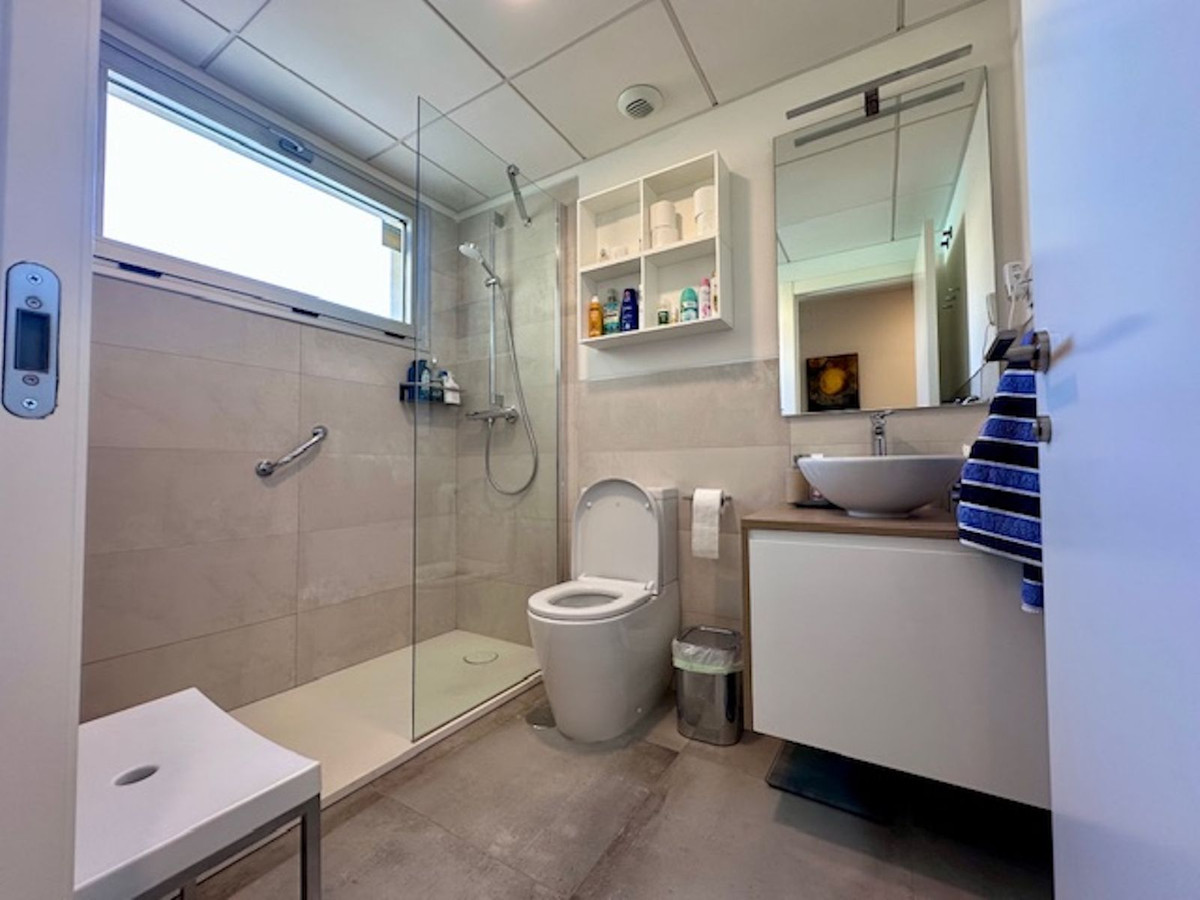 Appartement te koop in Fuengirola | 2 slaapkamers H5309569