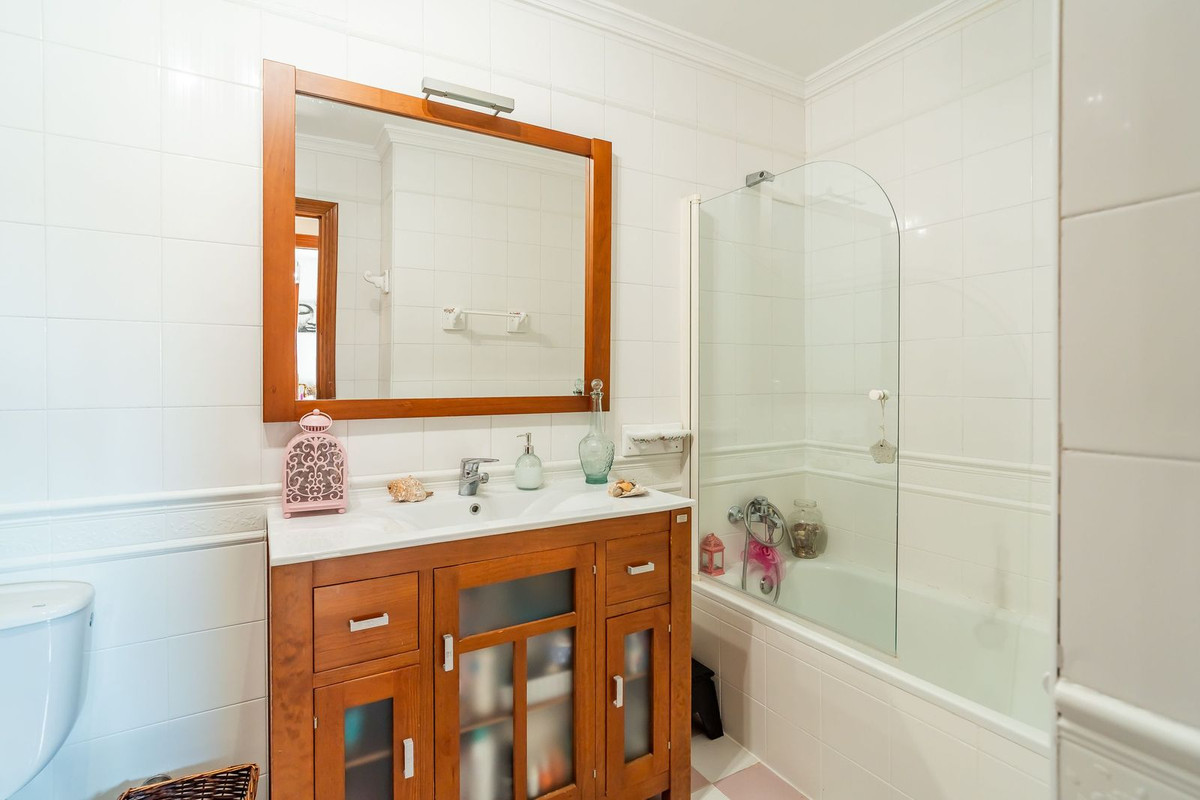 Appartement te koop in Fuengirola | 4 slaapkamers H5314912