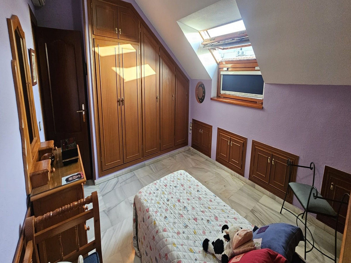 Duplex te koop in Fuengirola | 5 slaapkamers H5314933