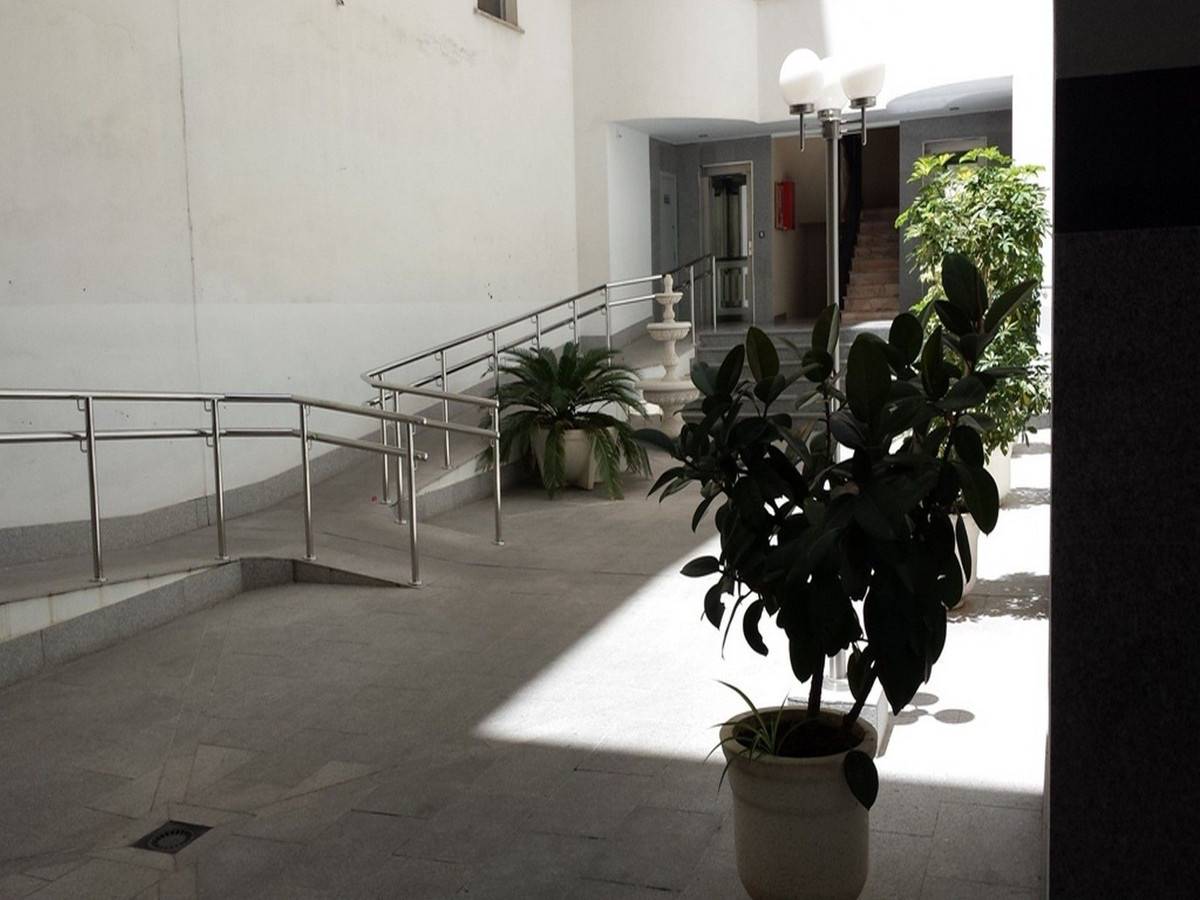 Duplex te koop in Fuengirola | 5 slaapkamers H5314933