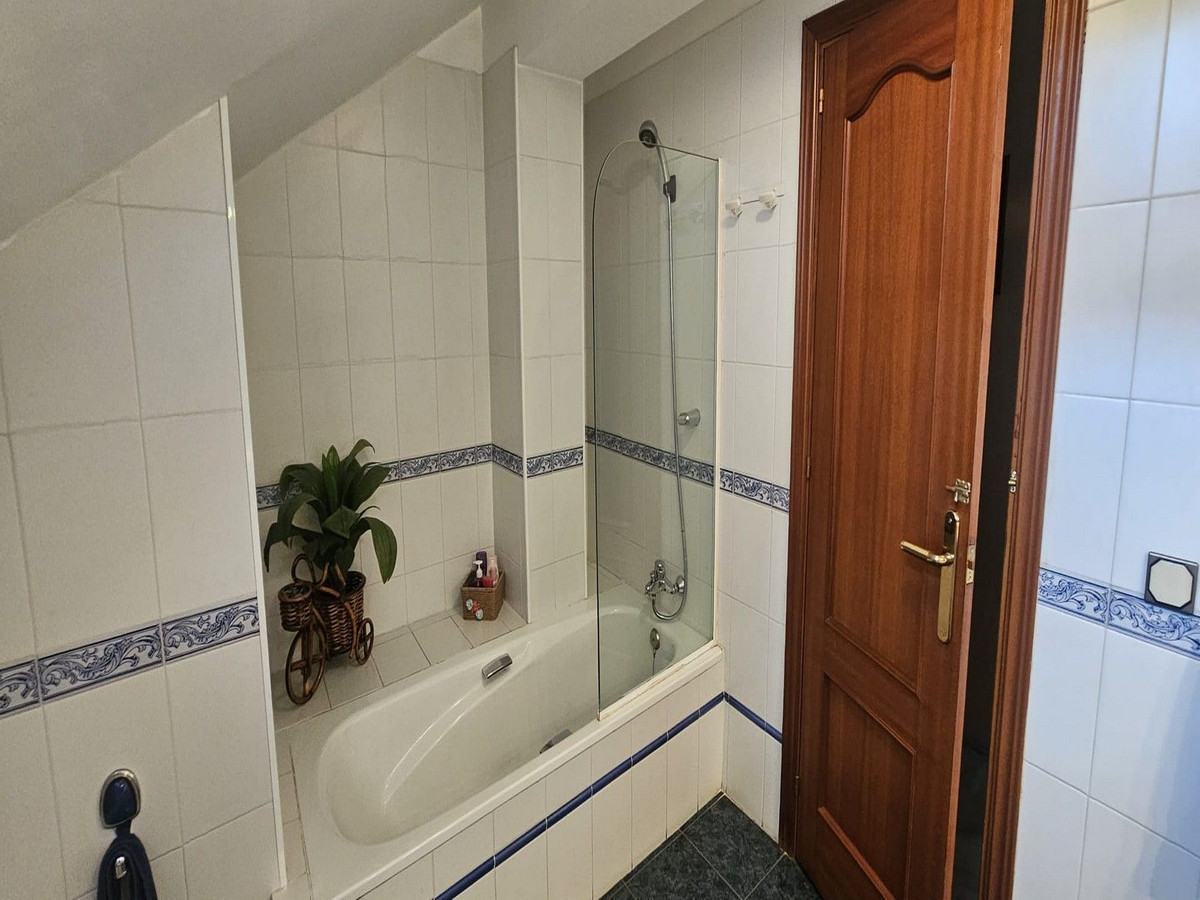 Duplex te koop in Fuengirola | 5 slaapkamers H5314933