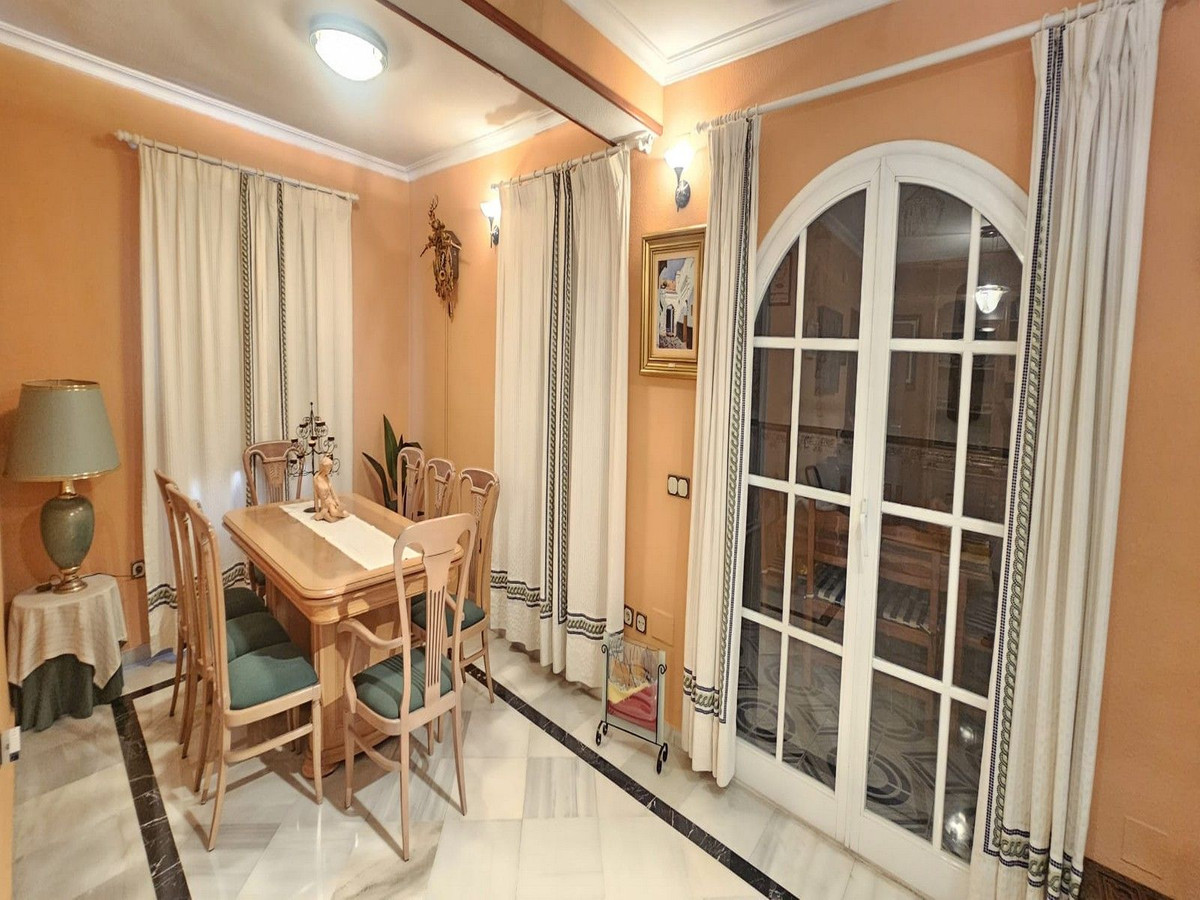 Duplex te koop in Fuengirola | 5 slaapkamers H5314933