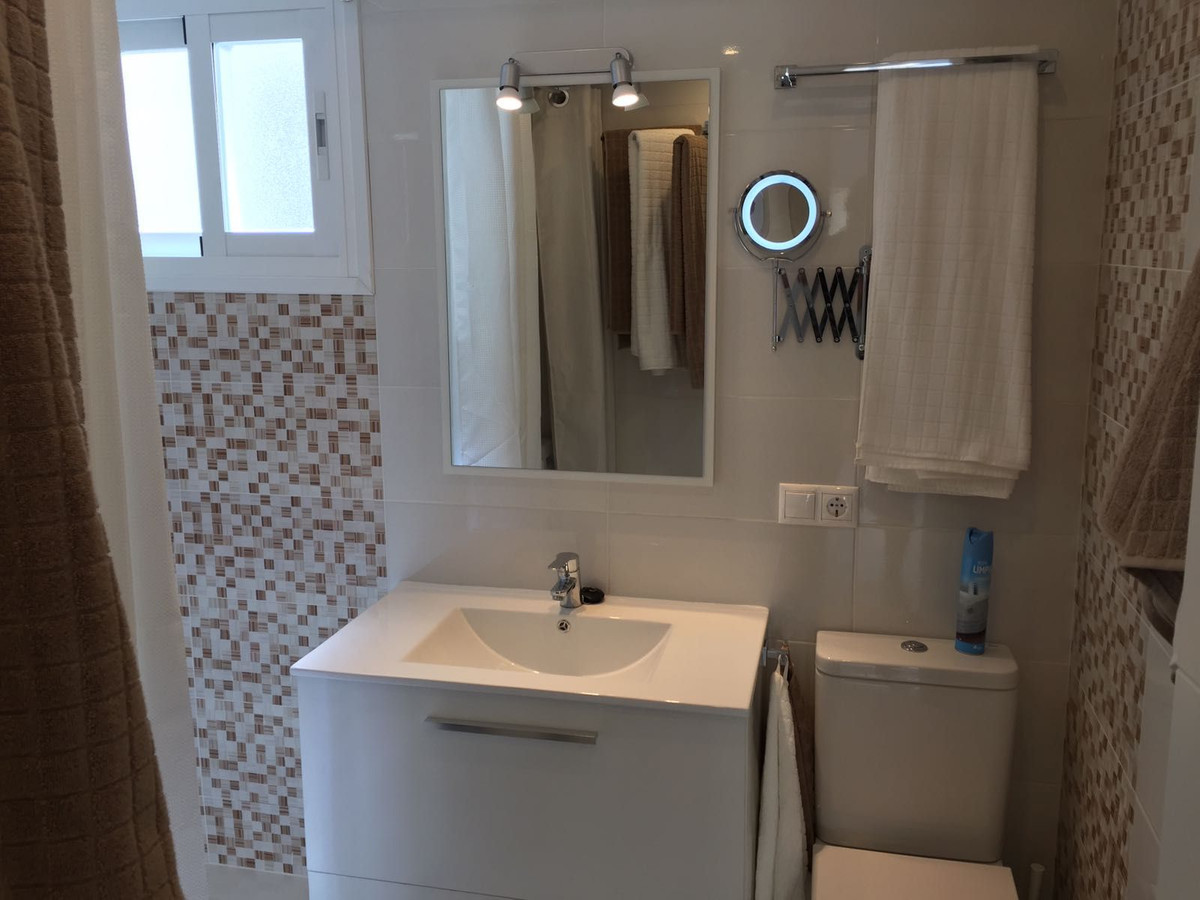 Appartement te koop in Fuengirola | 2 slaapkamers H5315083