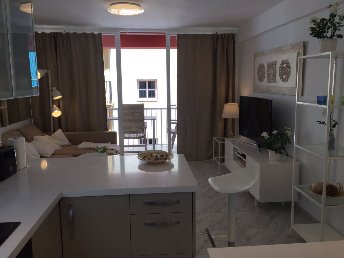 Appartement te koop in Fuengirola | 2 slaapkamers H5315083