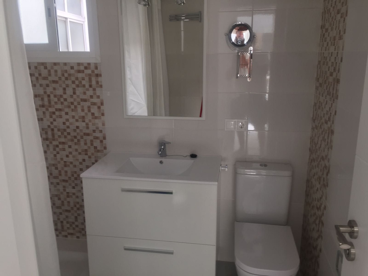 Appartement te koop in Fuengirola | 2 slaapkamers H5315083