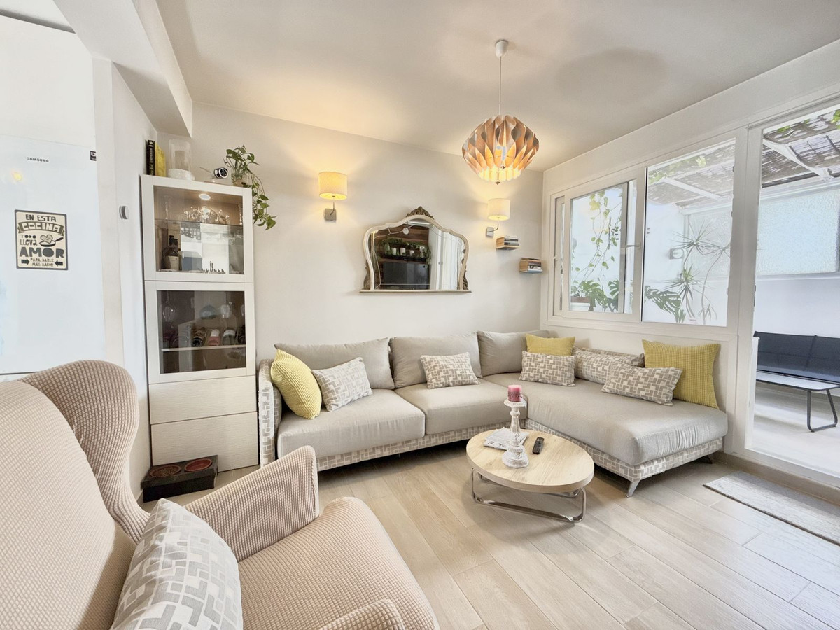 Appartement te koop in Fuengirola | 2 slaapkamers H5315299