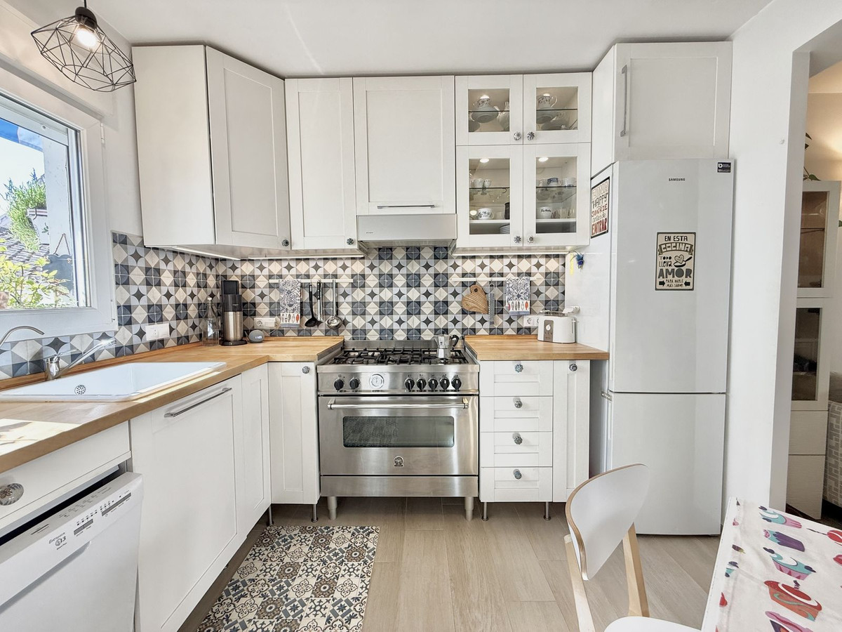 Appartement te koop in Fuengirola | 2 slaapkamers H5315299