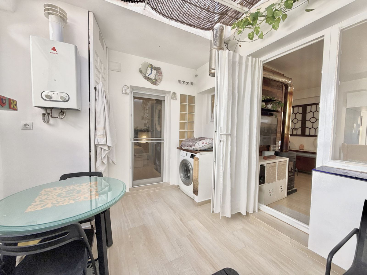 Appartement te koop in Fuengirola | 2 slaapkamers H5315299