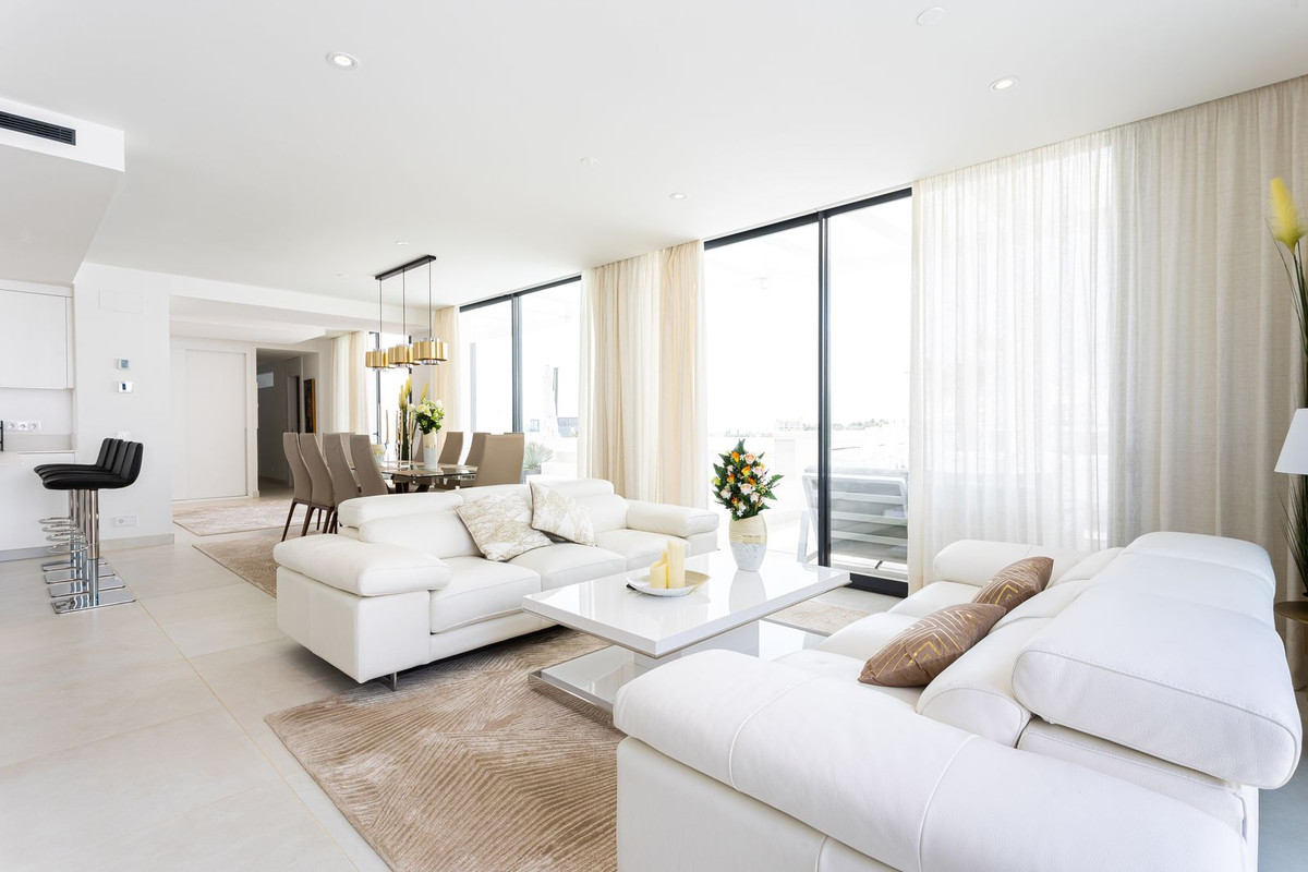 Penthouse te koop in Fuengirola | 3 slaapkamers H5317660