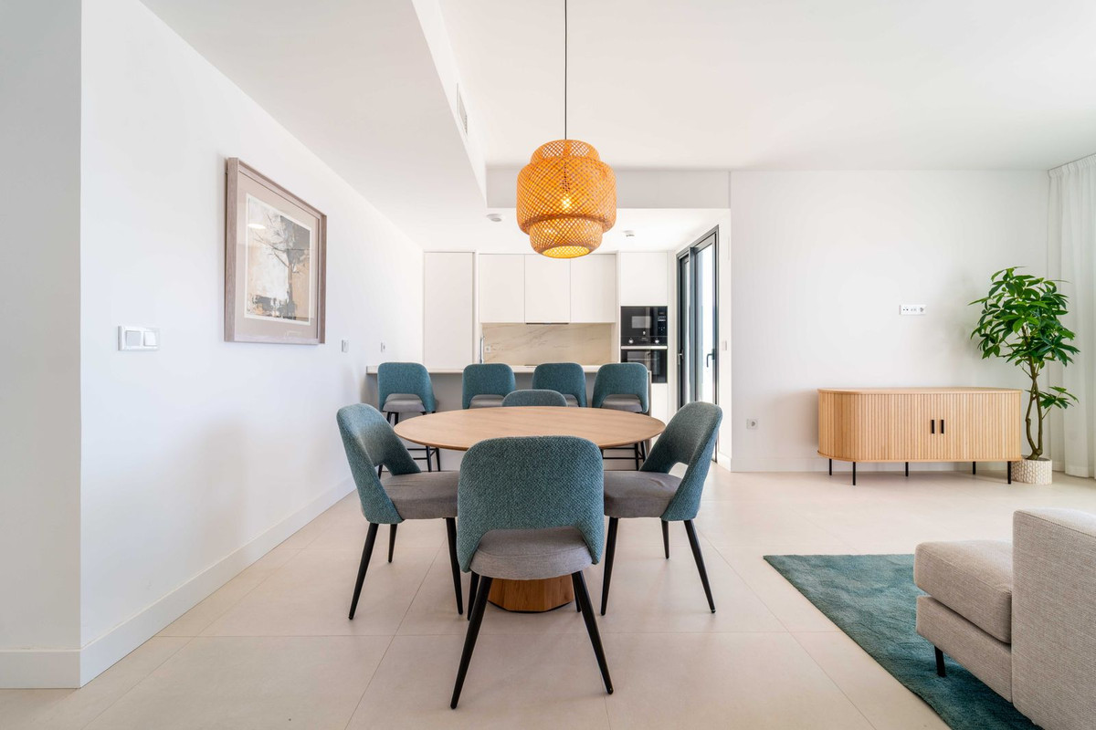 Appartement te koop in Fuengirola | 2 slaapkamers H5318179