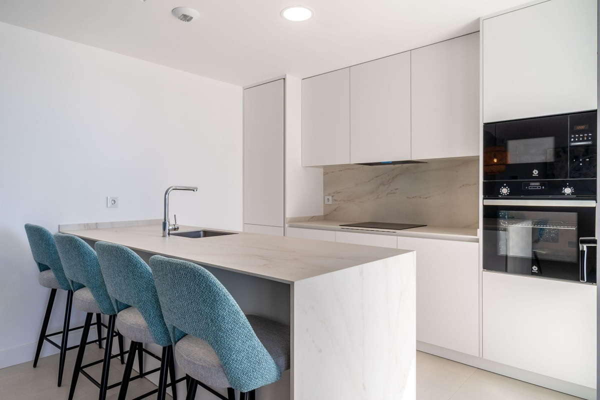 Appartement te koop in Fuengirola | 2 slaapkamers H5318179