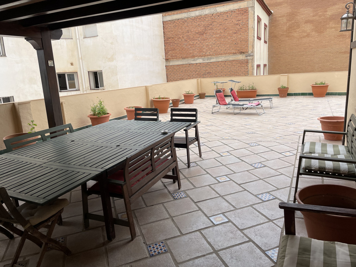 Appartement te koop in Fuengirola | 2 slaapkamers H5318266