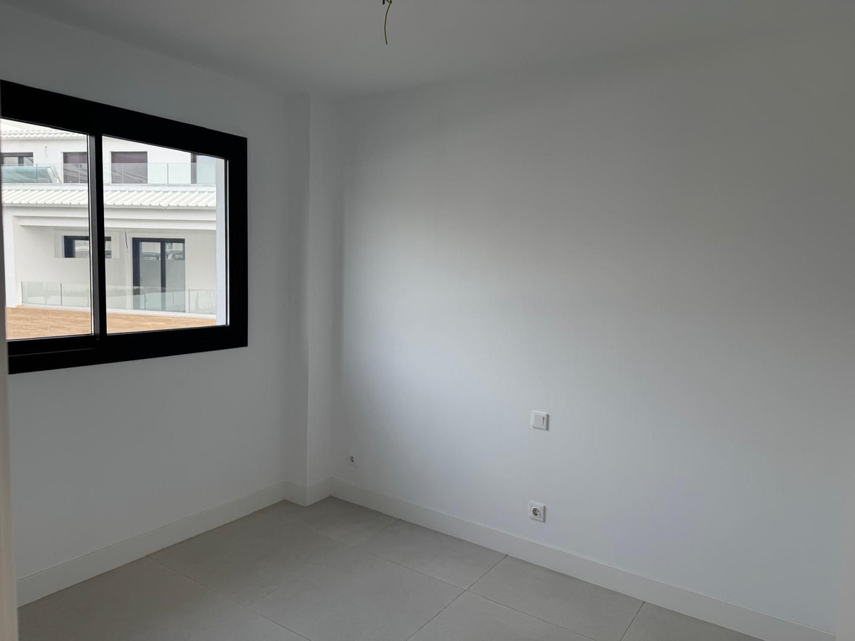 Appartement te koop in Fuengirola | 3 slaapkamers H5318767