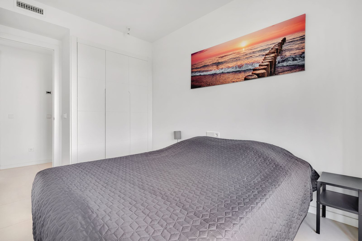Appartement te koop in Fuengirola | 4 slaapkamers H5320015