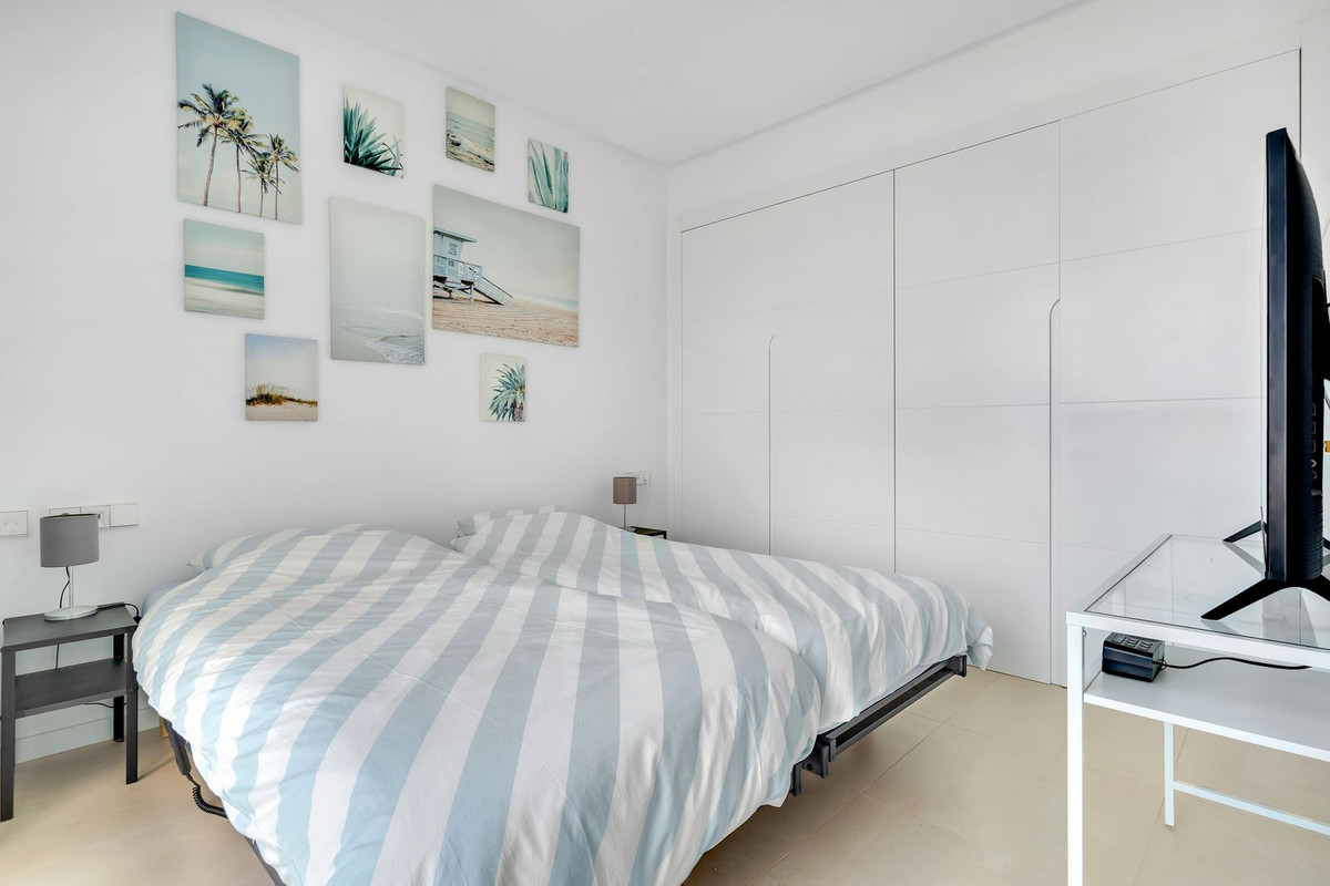 Appartement te koop in Fuengirola | 4 slaapkamers H5320015