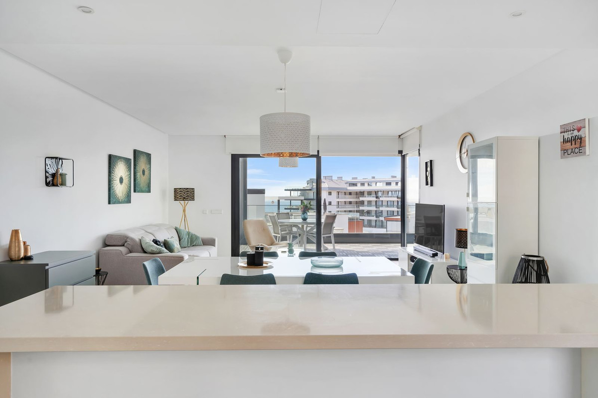 Appartement te koop in Fuengirola | 4 slaapkamers H5320015