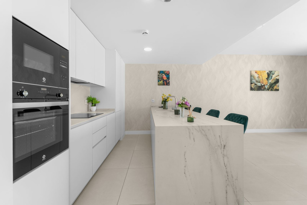 Appartement te koop in Fuengirola | 2 slaapkamers H5320048