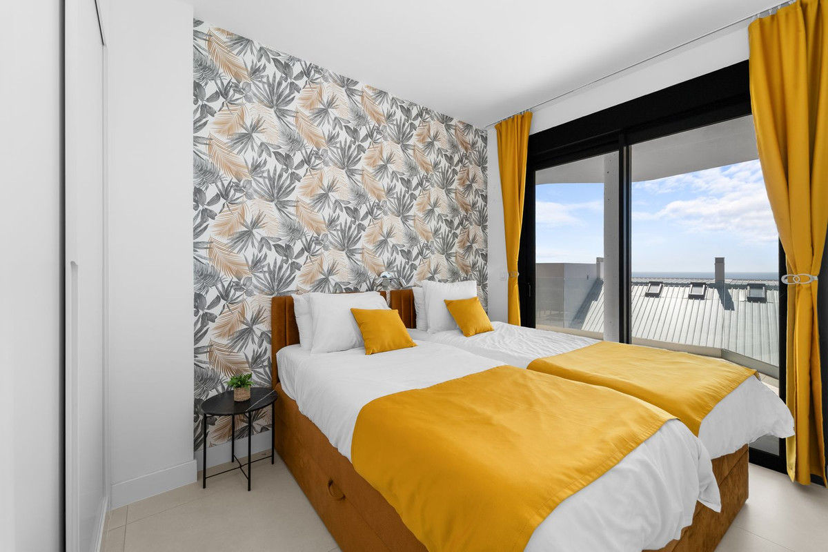 Appartement te koop in Fuengirola | 2 slaapkamers H5320048