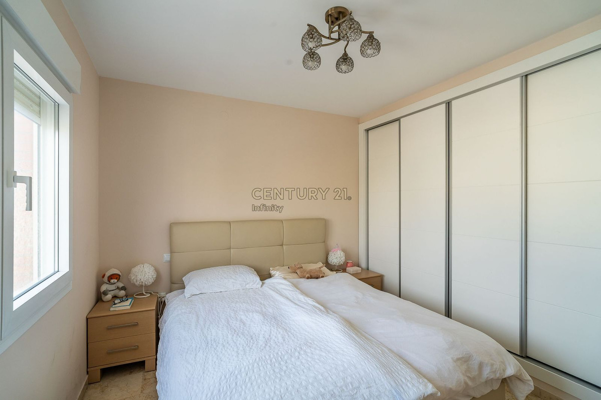 Appartement te koop in Fuengirola | 2 slaapkamers H5320120