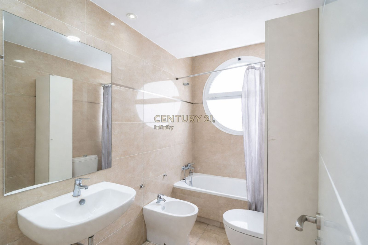 Appartement te koop in Fuengirola | 2 slaapkamers H5320120