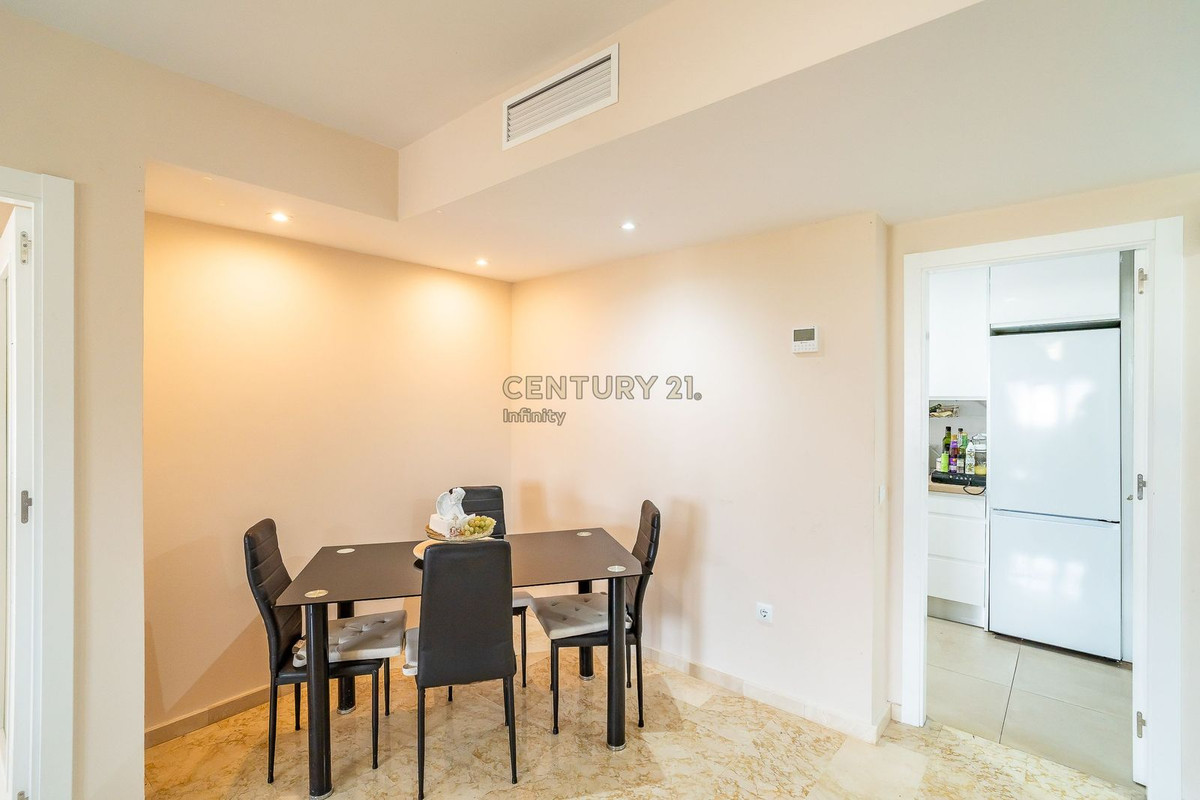 Appartement te koop in Fuengirola | 2 slaapkamers H5320120