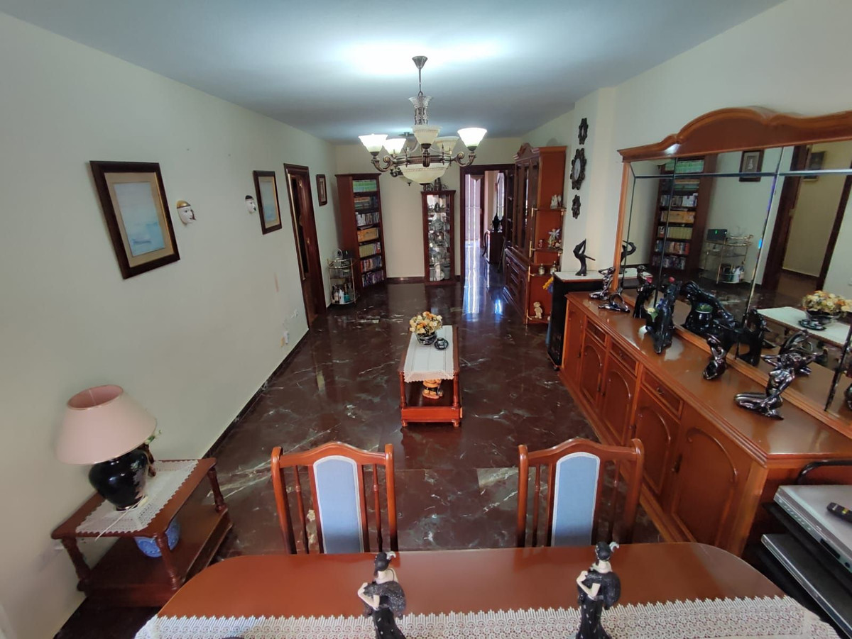 Appartement te koop in Fuengirola | 3 slaapkamers H5321959