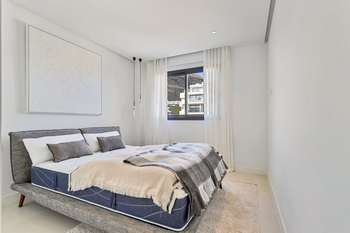 Penthouse te koop in Fuengirola | 3 slaapkamers H5324248