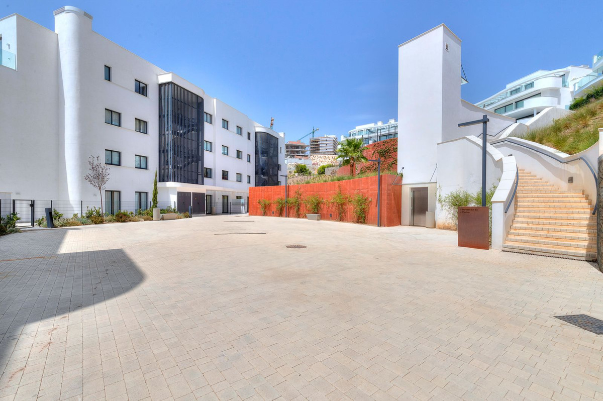 Penthouse te koop in Fuengirola | 3 slaapkamers H5324248