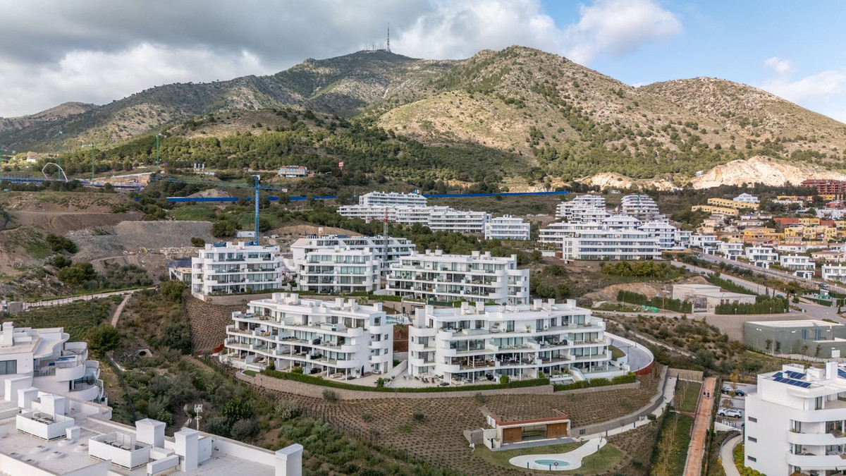 Penthouse te koop in Fuengirola | 3 slaapkamers H5324248