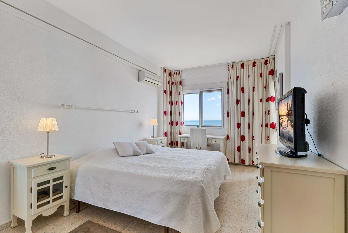 Appartement te koop in Fuengirola | 2 slaapkamers H5324455