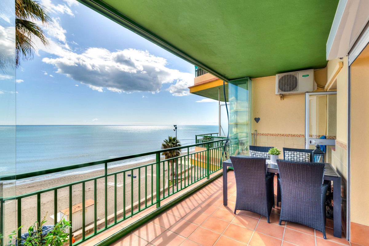 Appartement te koop in Fuengirola | 2 slaapkamers H5324455