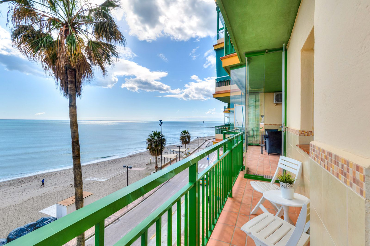 Appartement te koop in Fuengirola | 2 slaapkamers H5324455