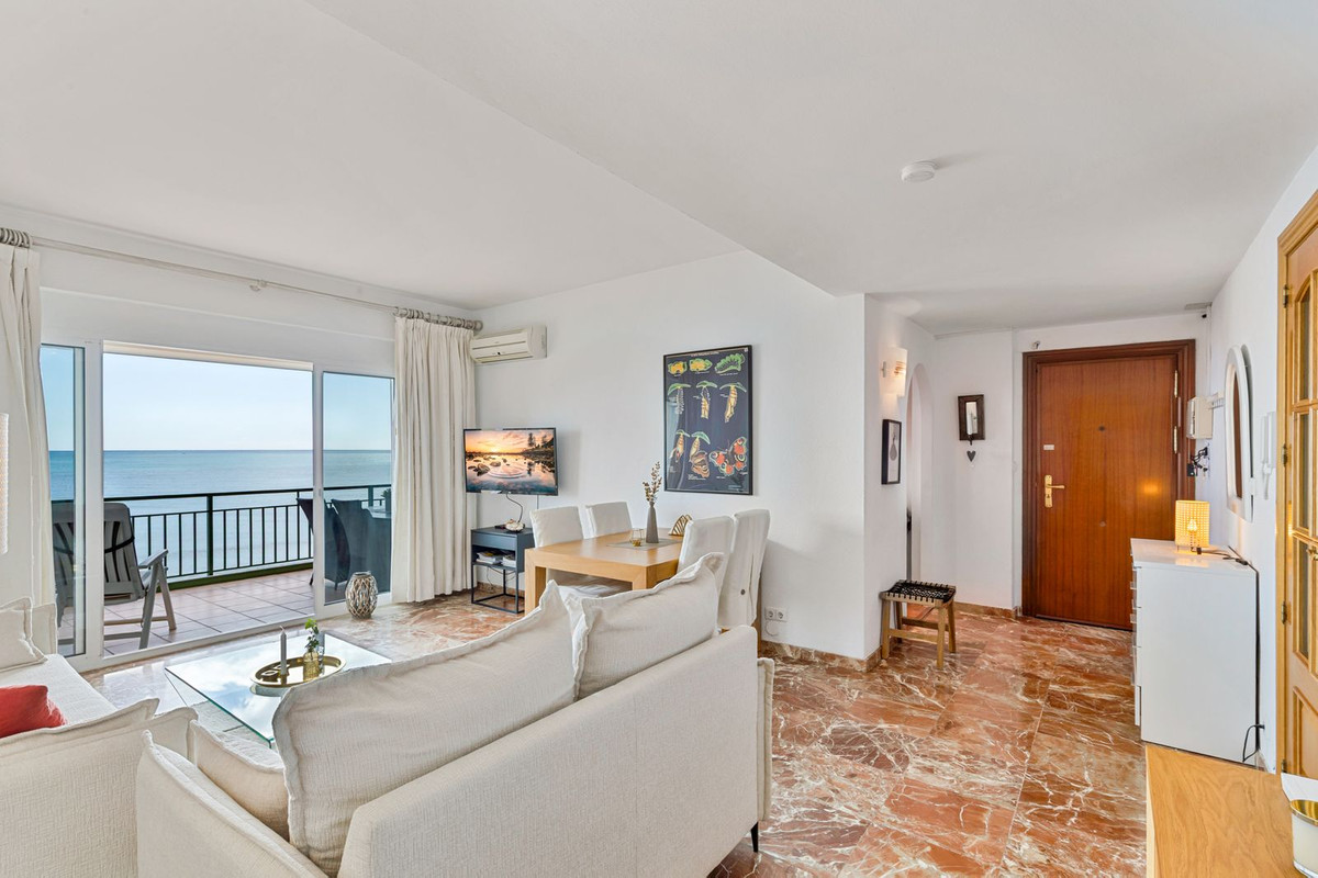 Appartement te koop in Fuengirola | 2 slaapkamers H5324455